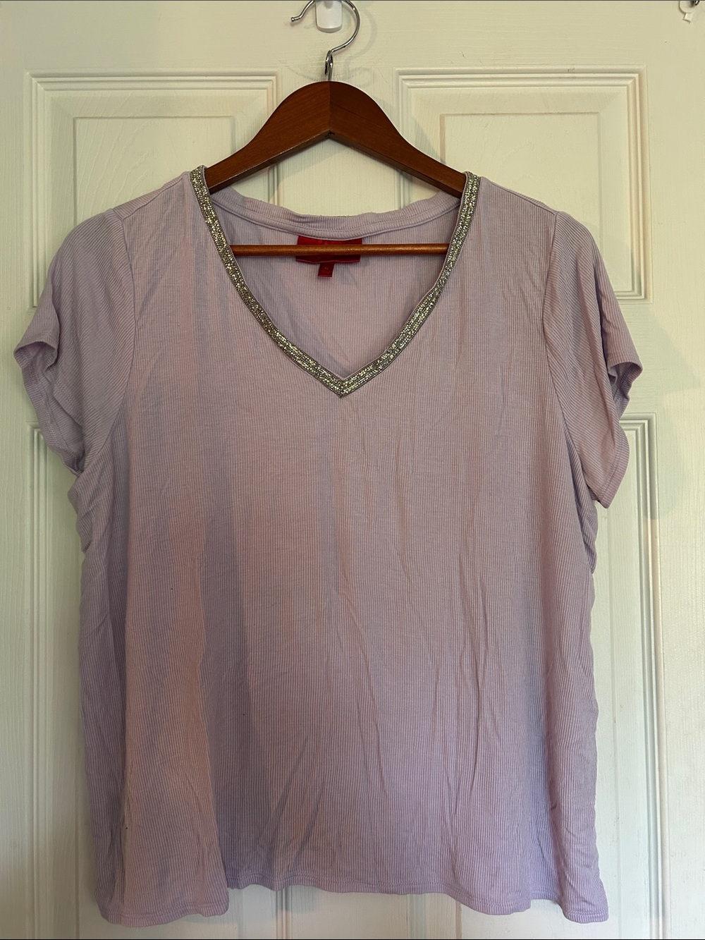 Jennifer Lopez Lavender V-Neck Short Sleeve Top with Beaded Trim